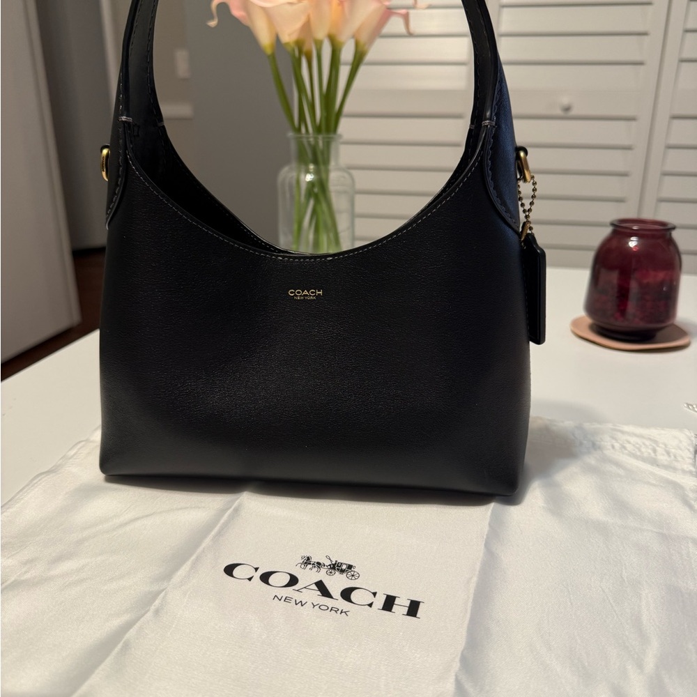 SUPER RARE Coach Black Brooklyn 23 Bag 🖤🖤